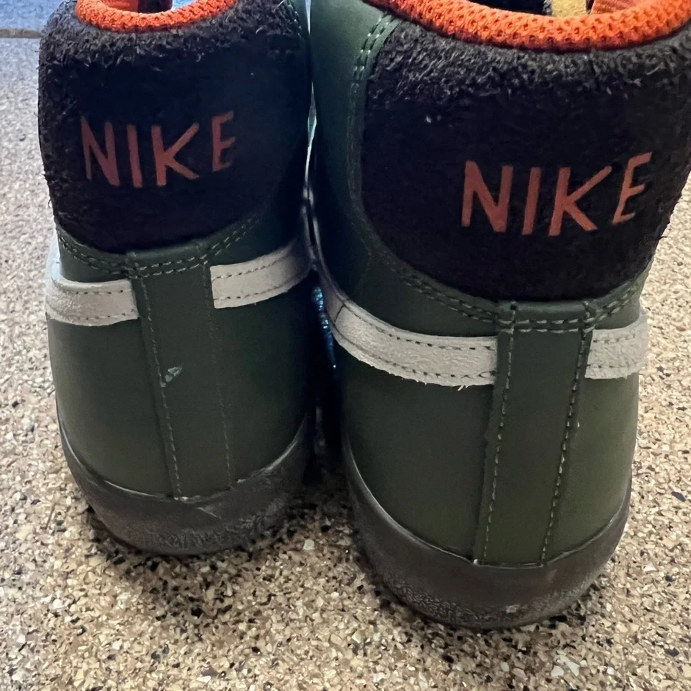 Nike Olive and Orange High-Top Sneakers - Picture 5 of 6